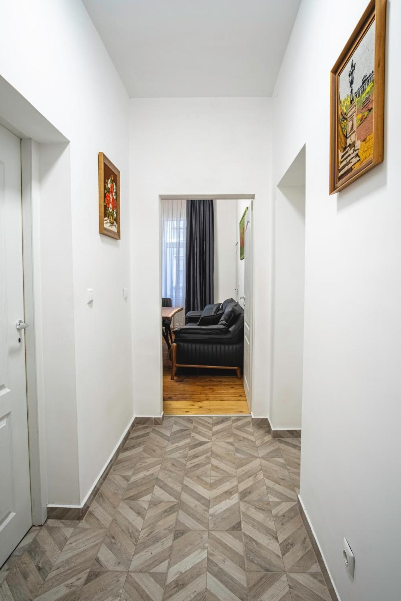 Gallery Center Apartament *